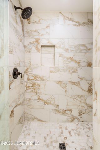 4026 TERRA BELLA DRIVE, Jefferson City, MO 65109