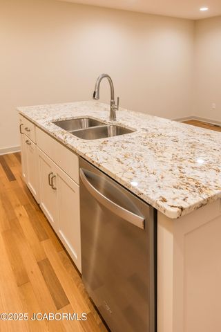 4026 TERRA BELLA DRIVE, Jefferson City, MO 65109