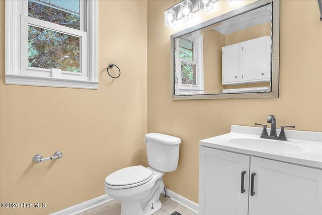 5335 Andover Road, Wilmington, NC 28403