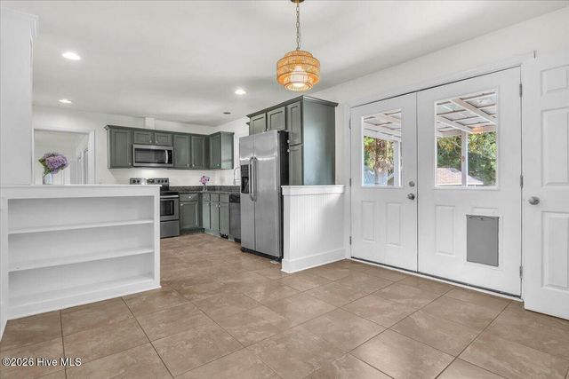 5335 Andover Road, Wilmington, NC 28403