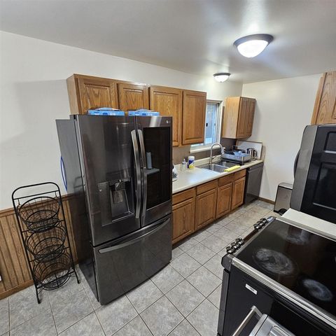 240 Eleanor Street, Grand Rapids, MI 49505