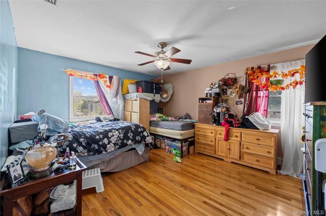 372 Madison Street, Franklin Square, NY 11010