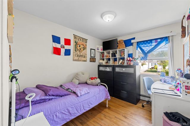 372 Madison Street, Franklin Square, NY 11010