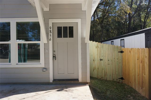 9856 Arbor Oak, Willis, TX 77318