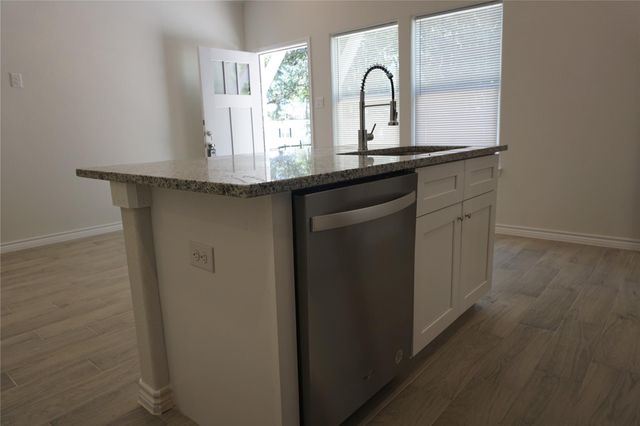 9856 Arbor Oak, Willis, TX 77318