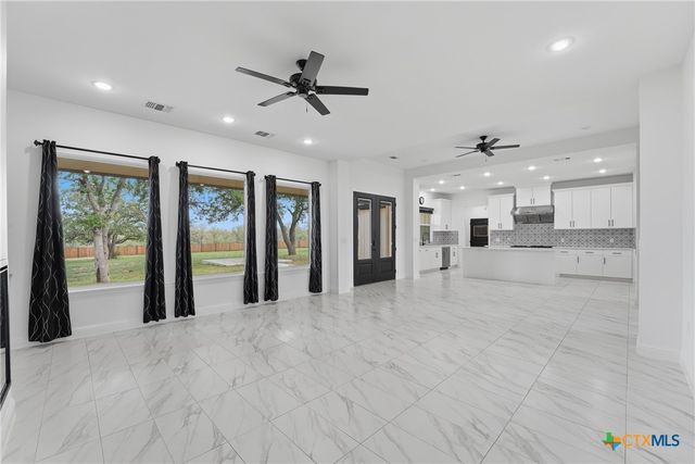 1 Post Oak Street, Gonzales, TX 78629