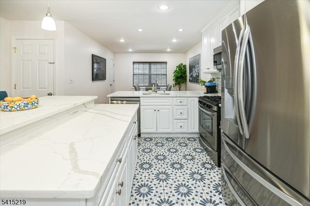 1 Hilltop Pl, Montclair Twp., NJ 07042