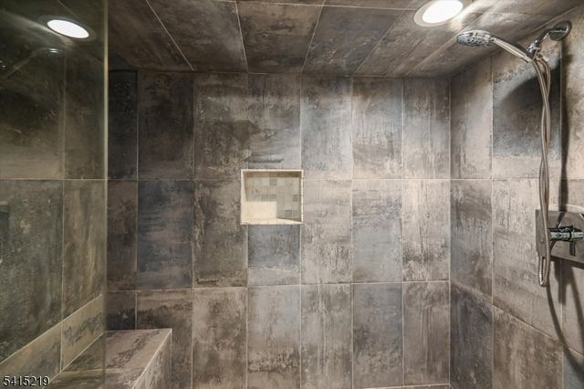 1 Hilltop Pl, Montclair Twp., NJ 07042