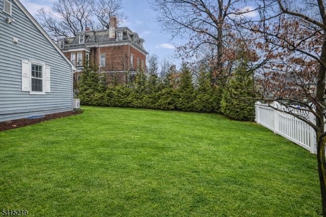 1 Hilltop Pl, Montclair Twp., NJ 07042