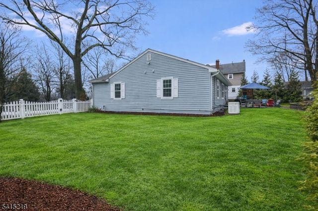 1 Hilltop Pl, Montclair Twp., NJ 07042