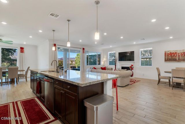 137 White Bark Lane, Simi Valley, CA 93065