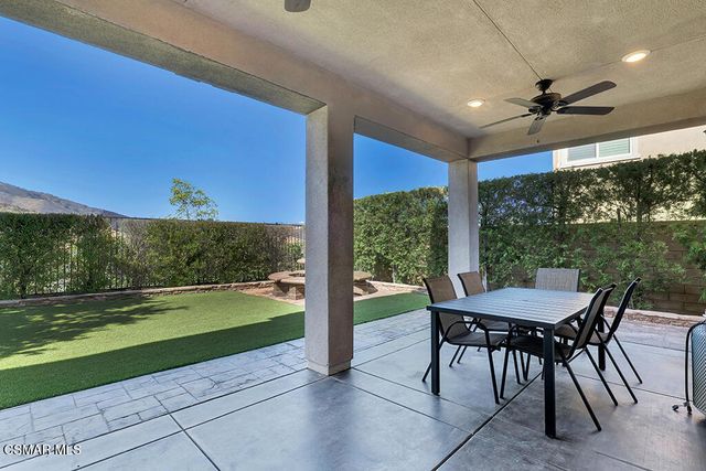 137 White Bark Lane, Simi Valley, CA 93065