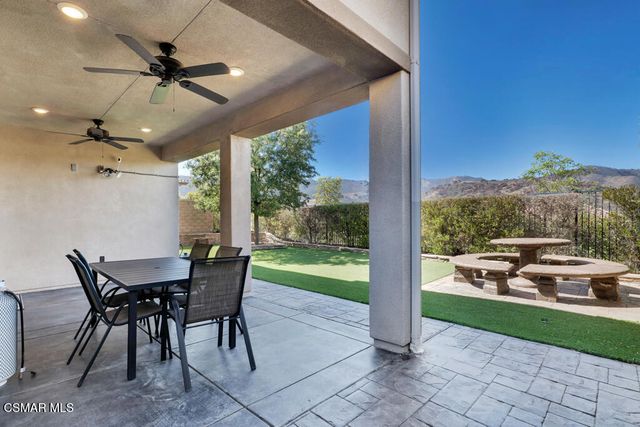 137 White Bark Lane, Simi Valley, CA 93065