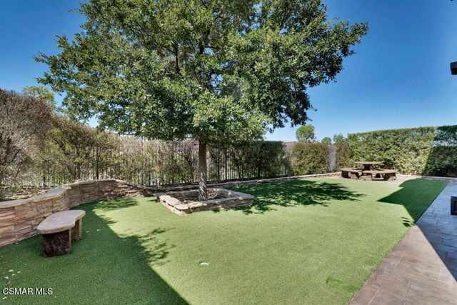 137 White Bark Lane, Simi Valley, CA 93065