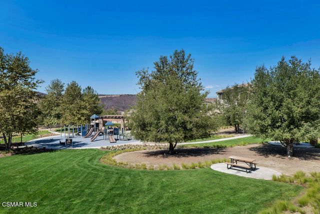 137 White Bark Lane, Simi Valley, CA 93065