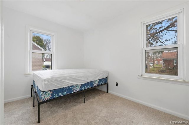 6106 Oldtown Street, Detroit, MI 48224