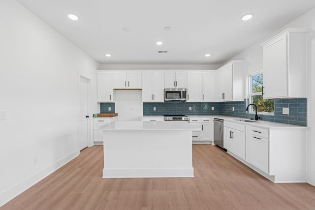 129 Rose Hannah Dr, Gallatin, TN 37066