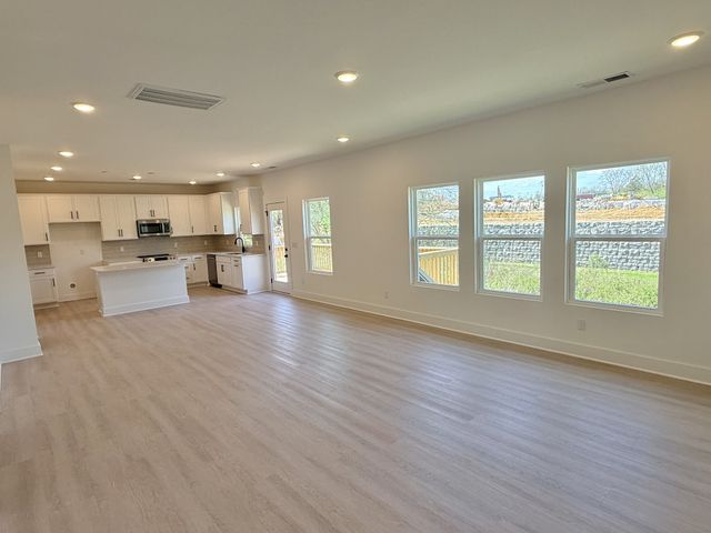 129 Rose Hannah Dr, Gallatin, TN 37066