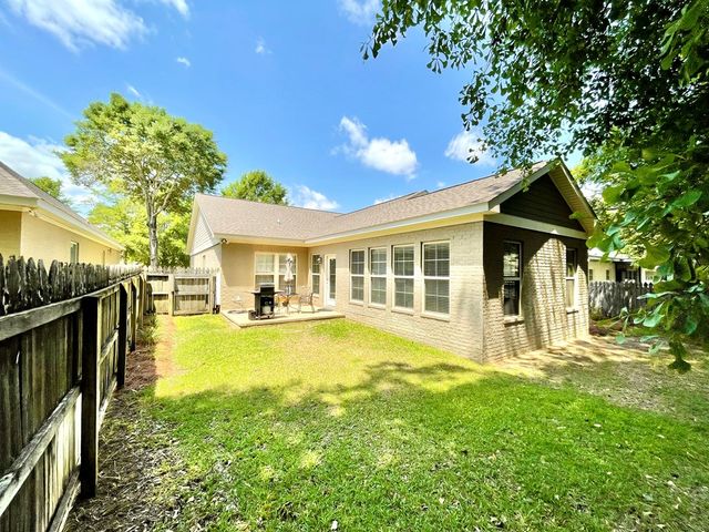 324 Redbud Circle, Dothan, AL 36305