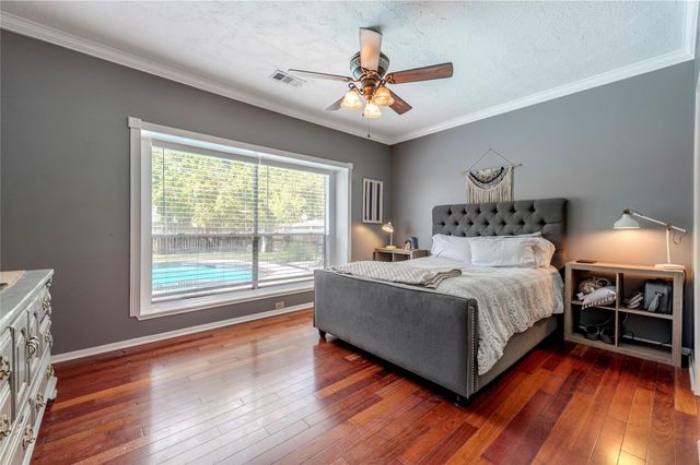 16414 Maple Downs Lane, Sugar Land, TX 77498