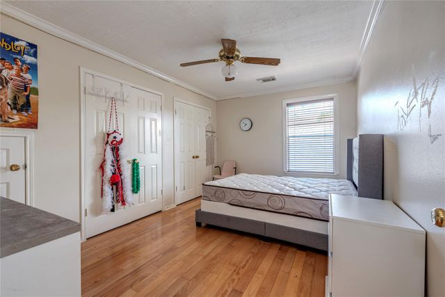 16414 Maple Downs Lane, Sugar Land, TX 77498