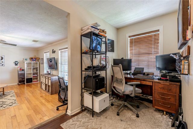 16414 Maple Downs Lane, Sugar Land, TX 77498