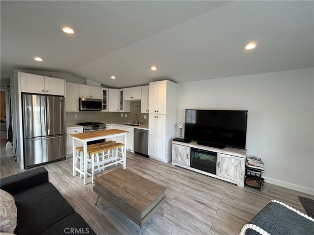531 Pier, Hermosa Beach, CA 90254