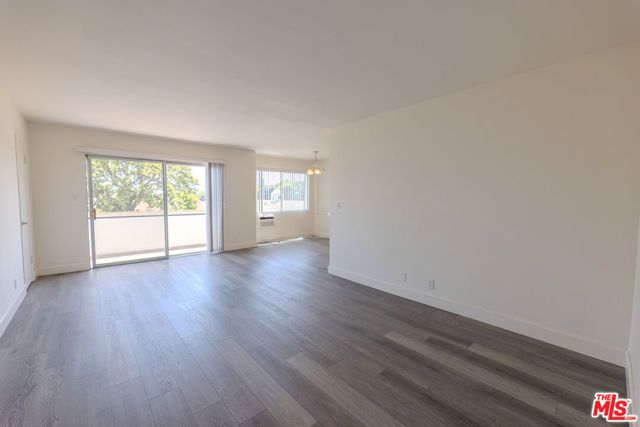 1930 S Robertson Boulevard 7, Los Angeles, CA 90034