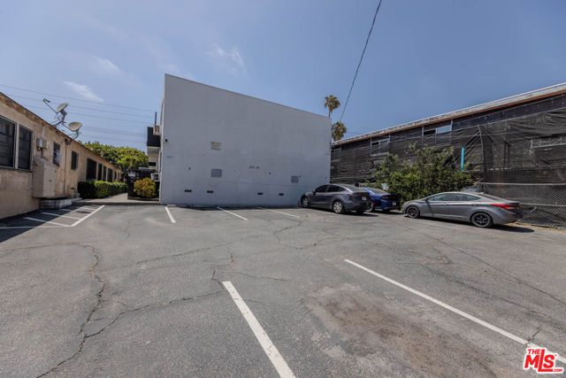 1930 S Robertson Boulevard 7, Los Angeles, CA 90034