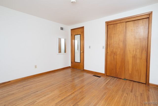 8115 Tonawanda Creek Road, Clarence, NY 14051