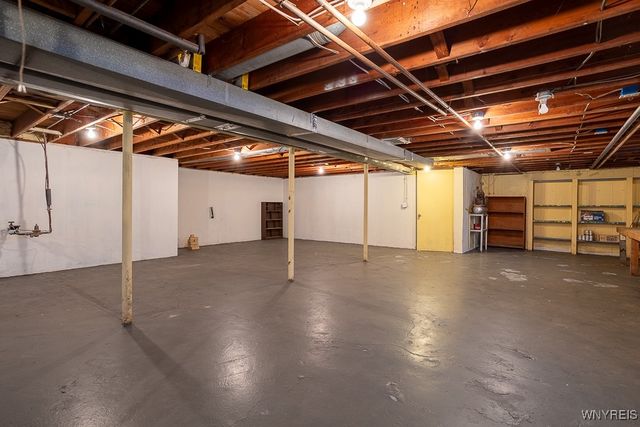 8115 Tonawanda Creek Road, Clarence, NY 14051