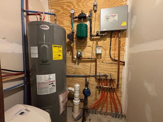 108 8th Street S, Hoffman, MN 56339