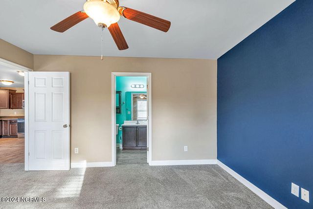 168 Pine Hollow Road, Holly Ridge, NC 28445