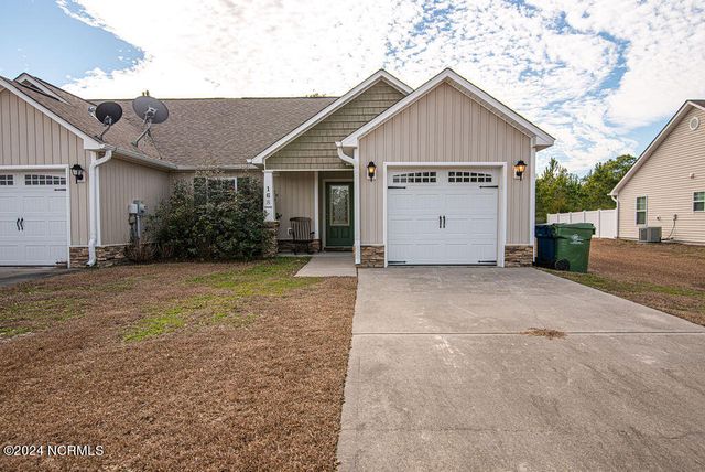 168 Pine Hollow Road, Holly Ridge, NC 28445