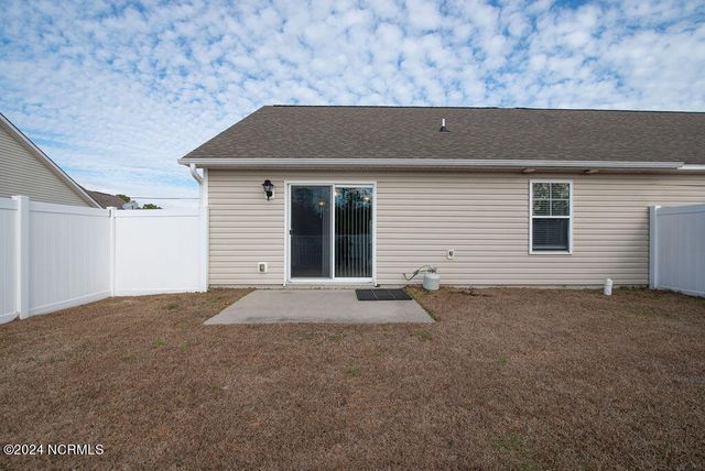 168 Pine Hollow Road, Holly Ridge, NC 28445