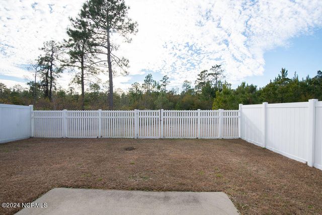 168 Pine Hollow Road, Holly Ridge, NC 28445