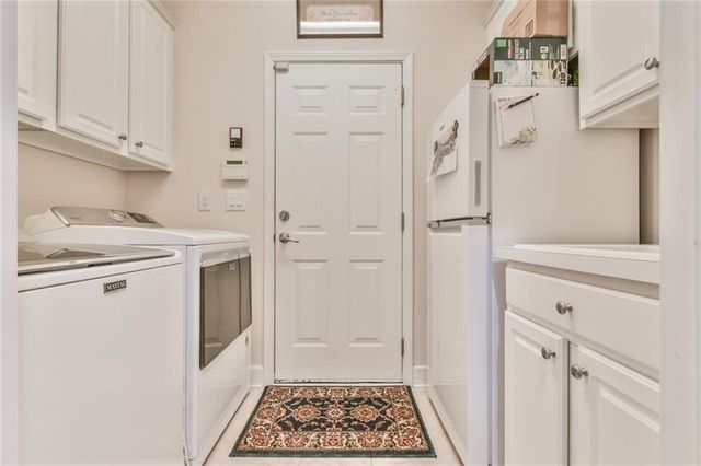 6467 Autumn Crest Lane, Hoschton, GA 30548