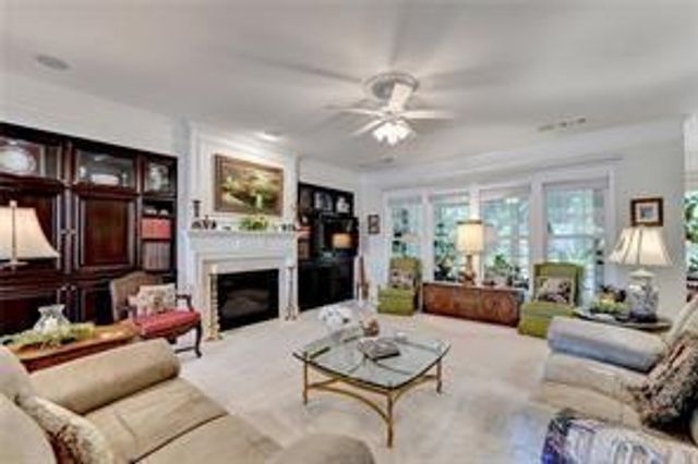 6467 Autumn Crest Lane, Hoschton, GA 30548