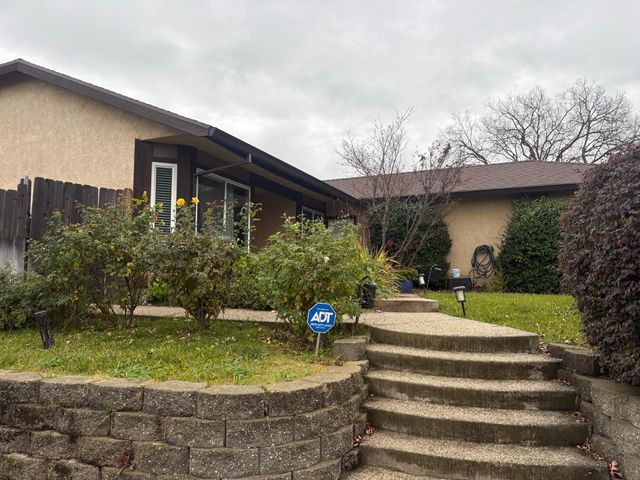 4901 Adorn Ct, Sacramento, CA 95842