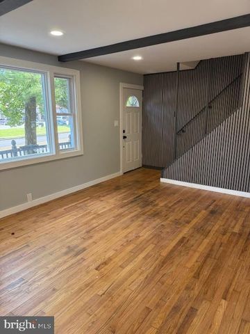 109 WHITE HORSE RD E, Voorhees, NJ 08043