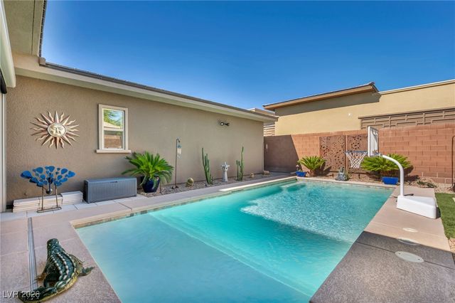 10018 Regency Square Avenue, Las Vegas, NV 89148