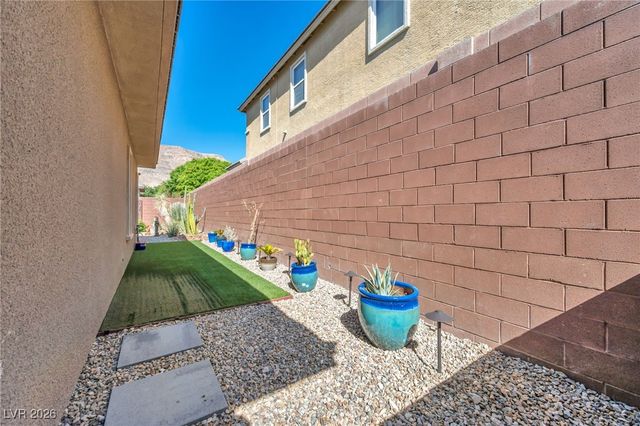 10018 Regency Square Avenue, Las Vegas, NV 89148