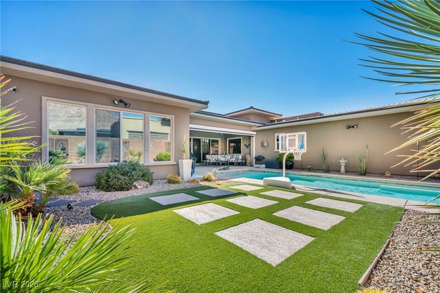 10018 Regency Square Avenue, Las Vegas, NV 89148