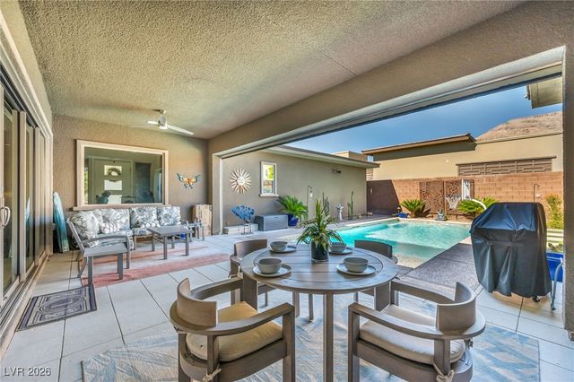 10018 Regency Square Avenue, Las Vegas, NV 89148