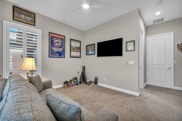 10018 Regency Square Avenue, Las Vegas, NV 89148