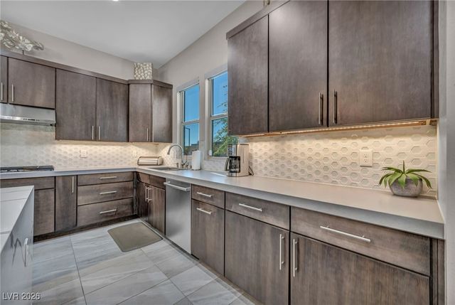 10018 Regency Square Avenue, Las Vegas, NV 89148