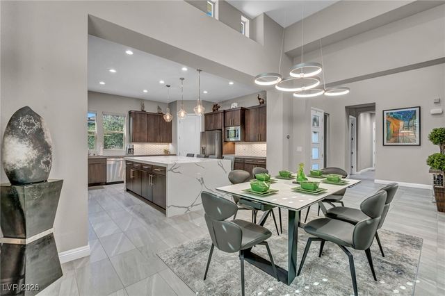 10018 Regency Square Avenue, Las Vegas, NV 89148