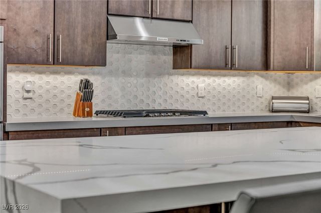 10018 Regency Square Avenue, Las Vegas, NV 89148