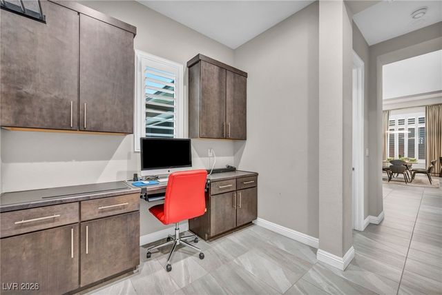 10018 Regency Square Avenue, Las Vegas, NV 89148