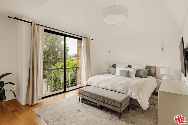 4600 Glencoe Avenue 2, Los Angeles, CA 90292